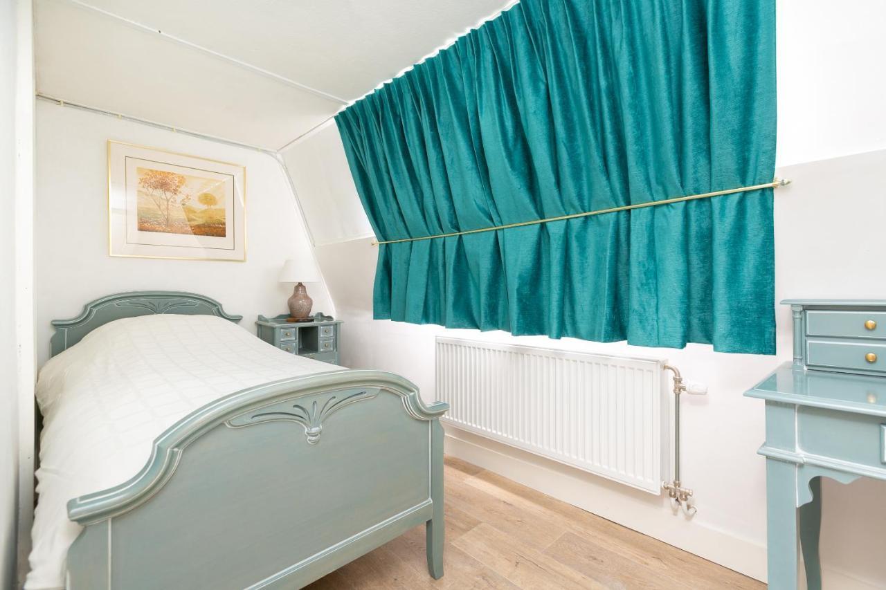 Apartment Fruit Of The - R.q.c. *